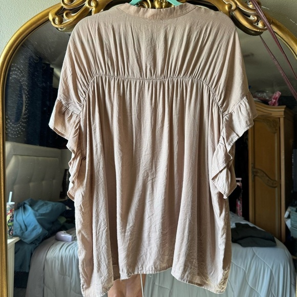BiBi oversized gold/tan blouse size large - Picture 3 of 5